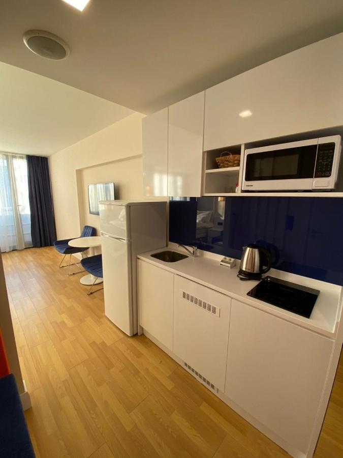 Apartments Batumi Studio V Экстерьер фото