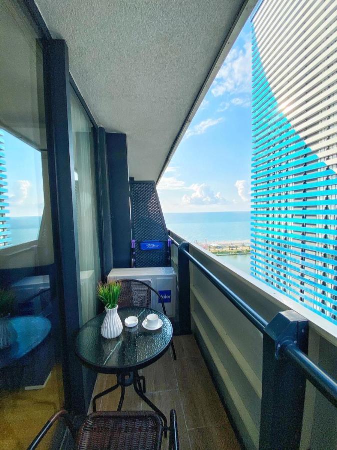 Apartments Batumi Studio V Экстерьер фото