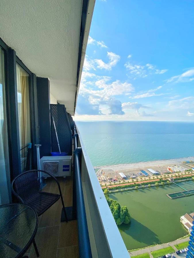 Apartments Batumi Studio V Экстерьер фото