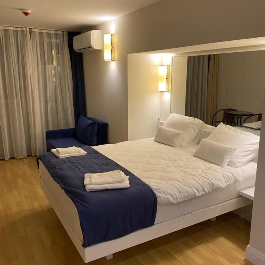 Apartments Batumi Studio V Экстерьер фото